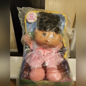 ** 2016 Vintage Sitting Pretty Cabbage Patch Doll Factory Sealed **